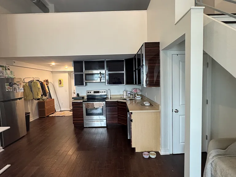 1 W Main St #4T — Photo 5