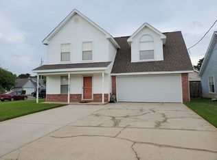 446 Sandy Ridge Cir, Mary Esther, FL 32569