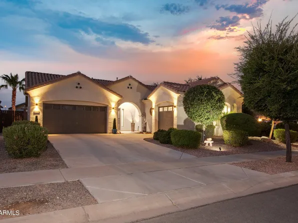 2948 E TONTO Drive, Gilbert, AZ 85298