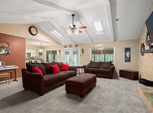 107 Lost Pine, Elgin, TX 78621