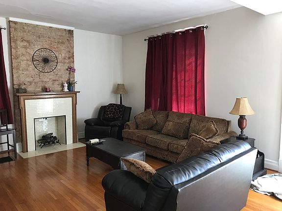2nd image of 1118 Cypress St