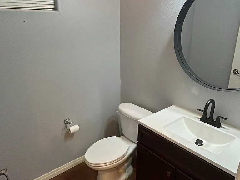 1306 Chicon St — Photo 11