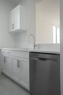 Rented by Maidman Realty Group LL | media 59