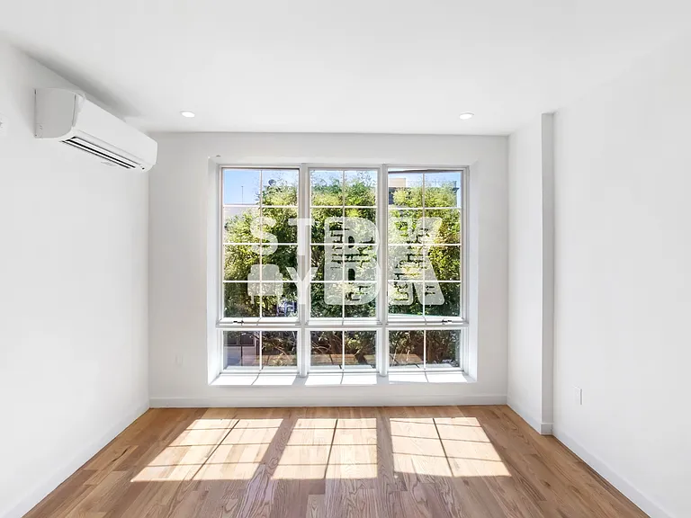 625A Halsey St #3A — Photo 7