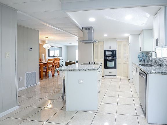 5th image of 11296 Rexmere Blvd #15-12PL