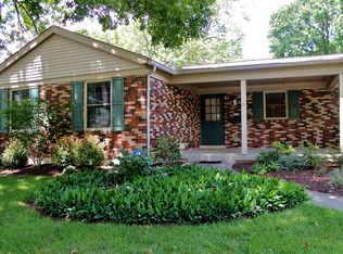 1018 Thornfield Ln, Cincinnati, OH 45224