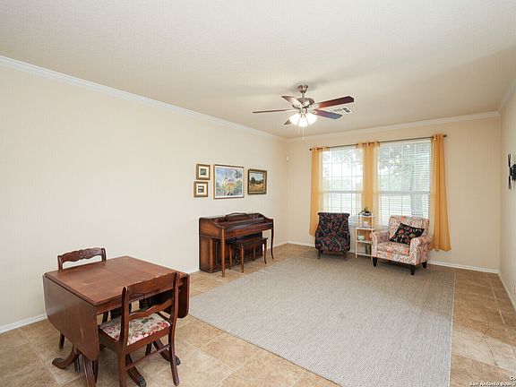 4th image of 2502 GRAYSON WAY