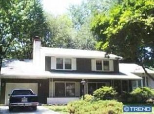5 Hedgerow Ct, Haddon Township, NJ 08107