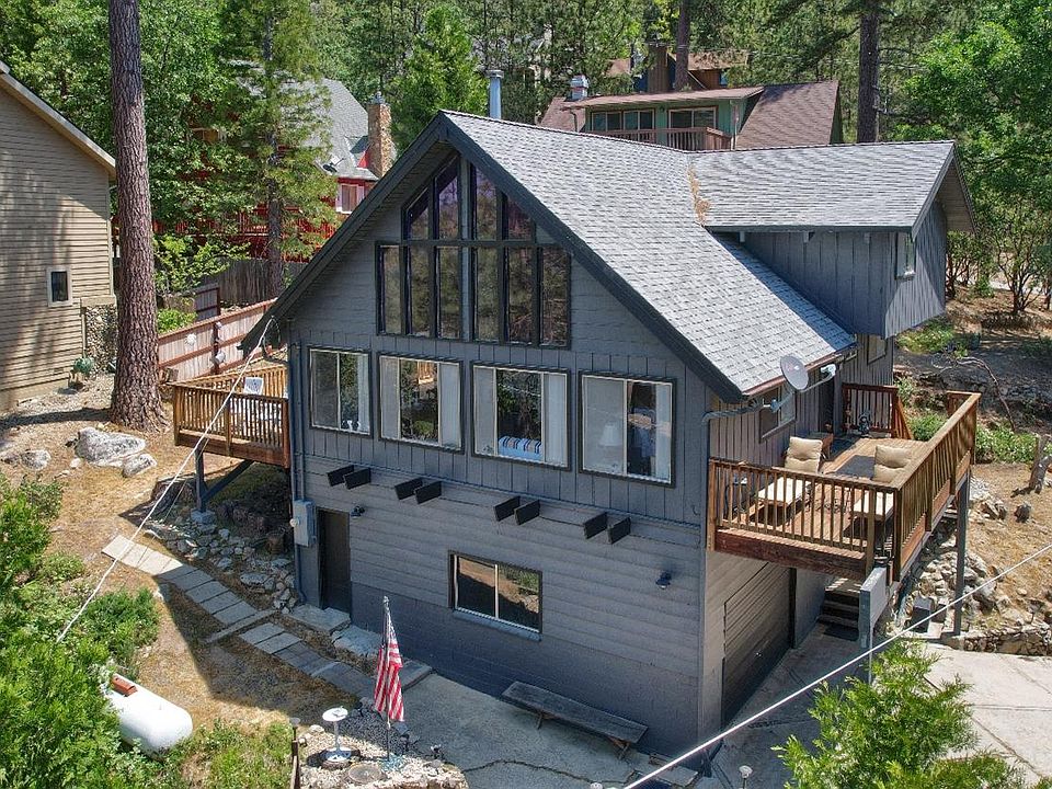 1st image of 37685 Shoreline Dr