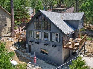 37685 Shoreline Dr, Bass Lake, CA