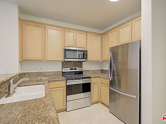 4th image of 3550 Torrance Blvd Unit 302