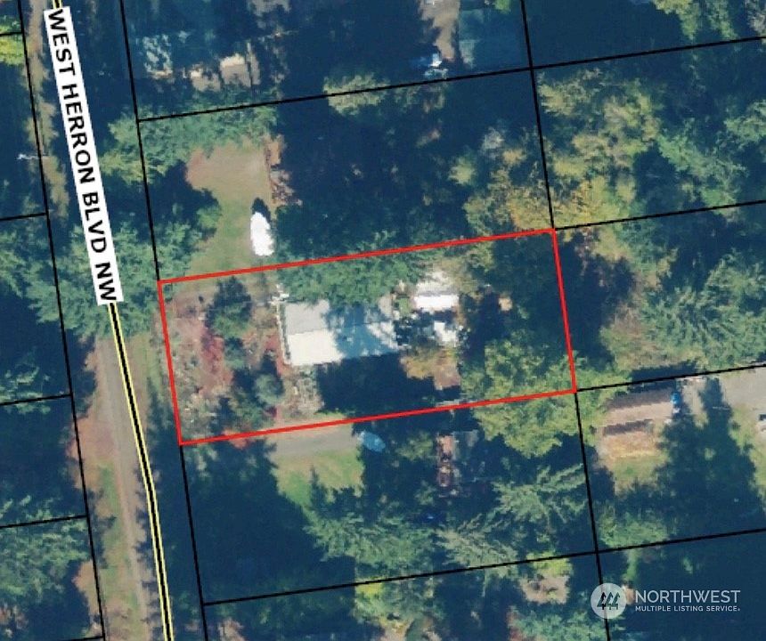 1st image of 605 W Herron Boulevard NW