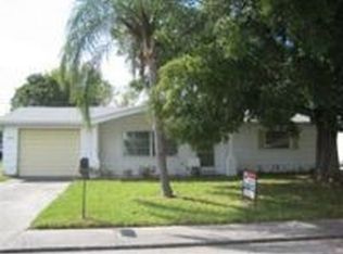 10011 Kingswood Ln, Port Richey, FL 34668