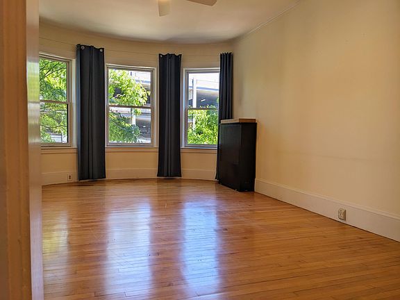 5th image of 180 High Street #36