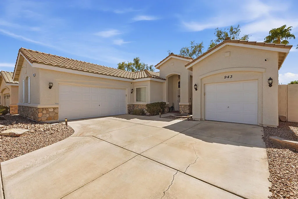 3 bed, 1758 sqft, $2,800 — Photo 3