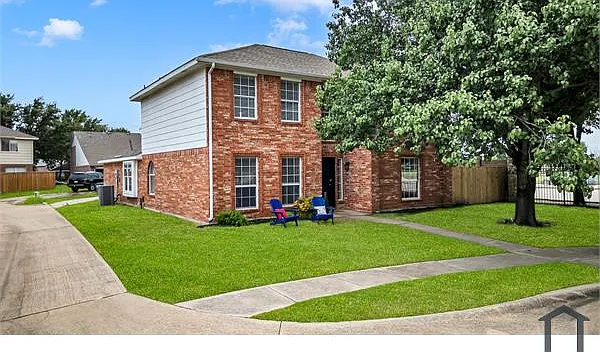 600 Ashcrest Ct