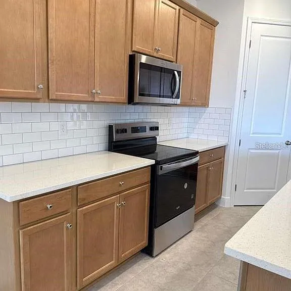 2184 Axel St — Photo 10