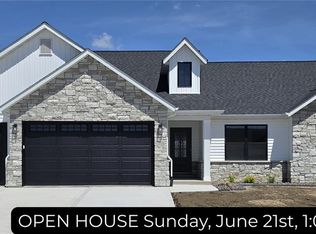 308 Rumsfeld Dr, Troy, IL 62094