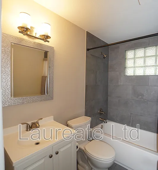 2268 W Maplewood Ave — Photo 9