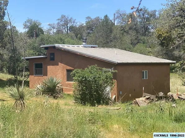 2 Diamond A Dr, Silver City, NM 88061