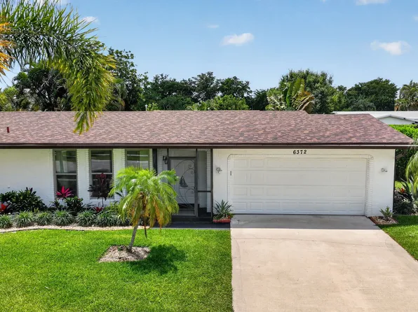 6372 Sleepy Willow Way, Delray Beach, FL 33484