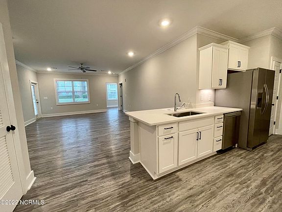 5th image of 395 S Crow Creek Drive #1604