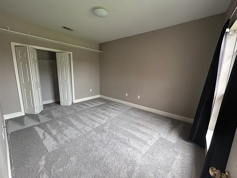 724 Simpson Way — Photo 12