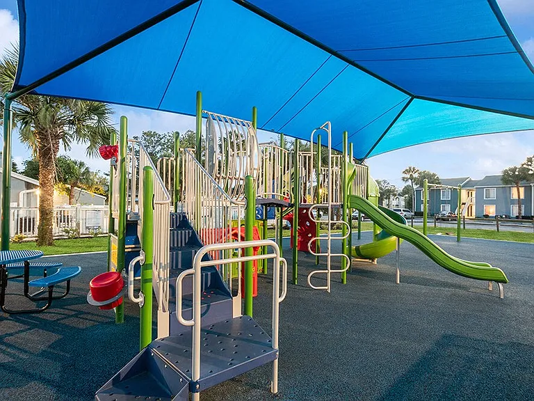 Park @ 7200 — Photo 31