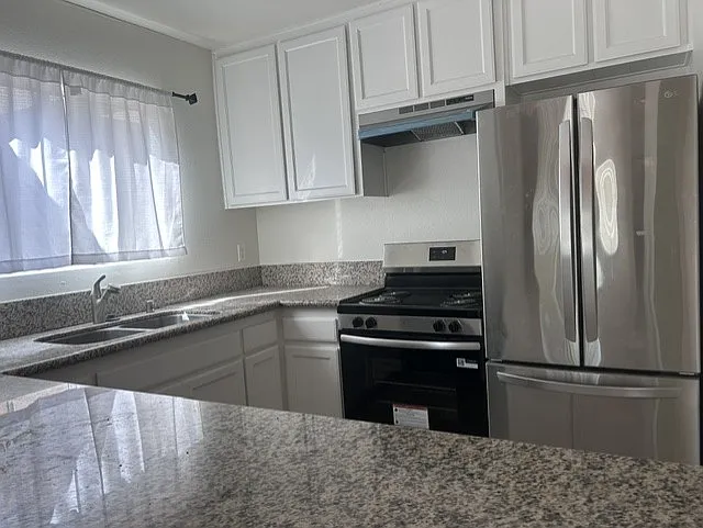 1050 Rock Springs Rd #249 — Photo 4