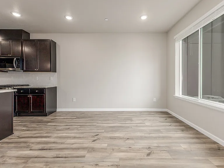 6770 Merseyside Ln — Photo 5