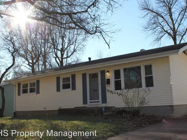 119 Forestwood Dr, Saint Louis, MO 63135