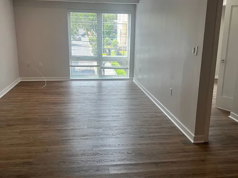 1516 Marion Barry Ave SE — Photo 10