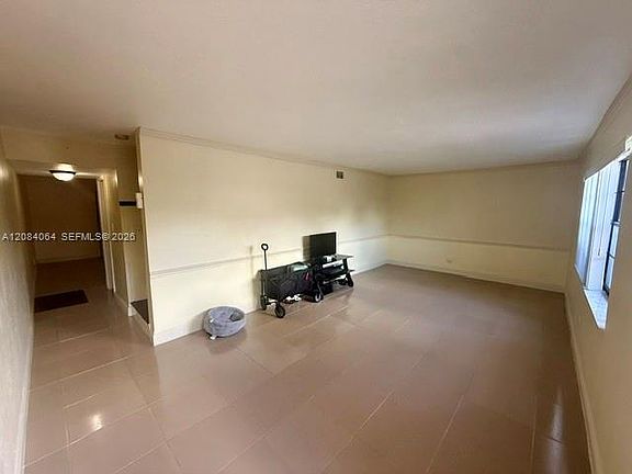 3rd image of 12 Meacham Ln #12