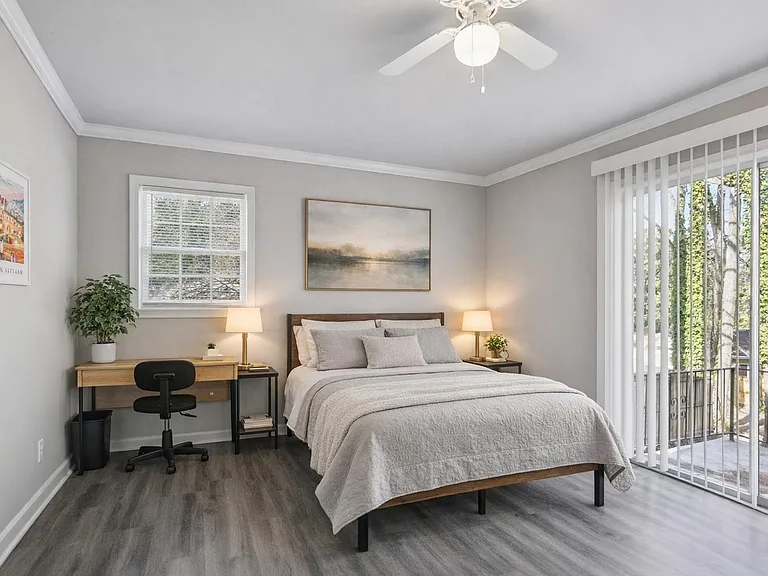 3467 Valley Ridge Ter SW — Photo 1