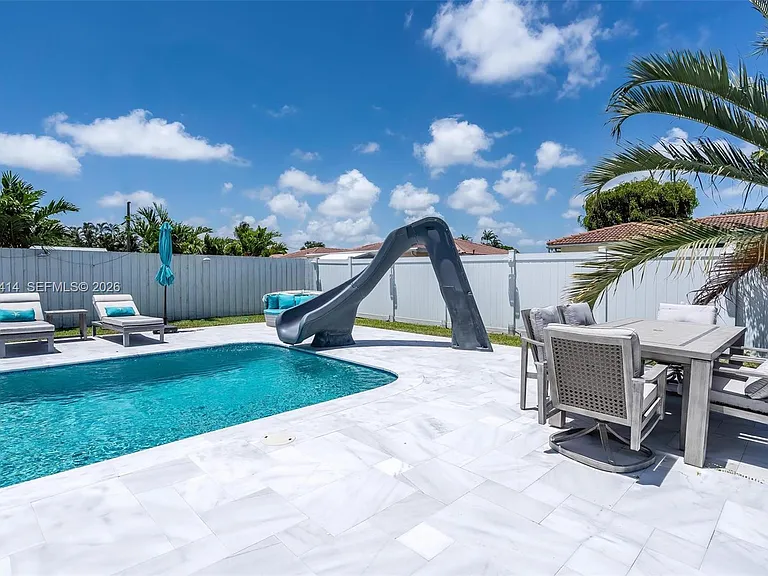 669 NW 15th Ave #0 — Photo 41