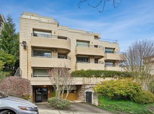 2312 W Boston St APT 201, Seattle, WA 98199