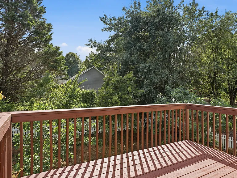 1161 Riverside Run Ln — Photo 32
