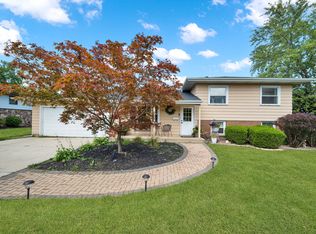 9248 Oak St, Orland Park, IL
