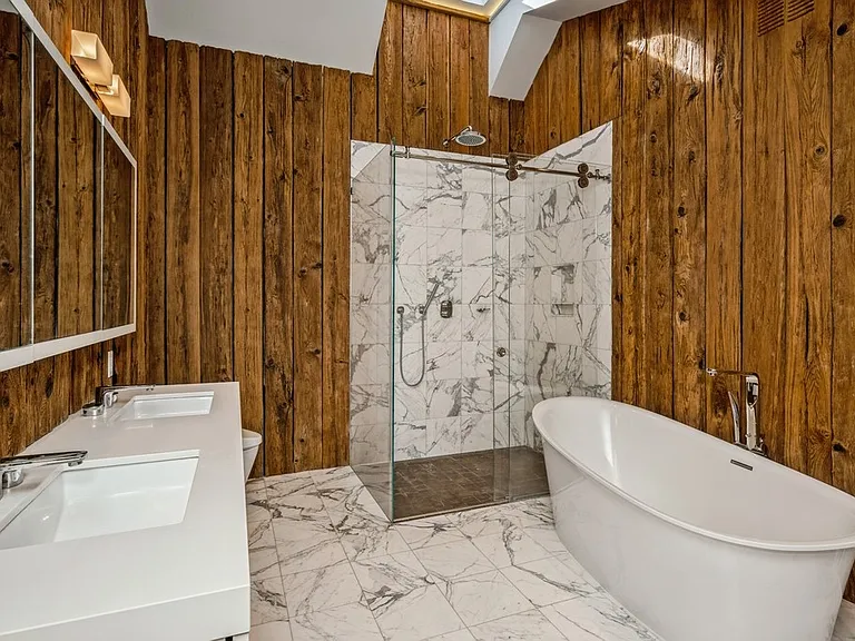 21 Mecox Ln — Photo 15