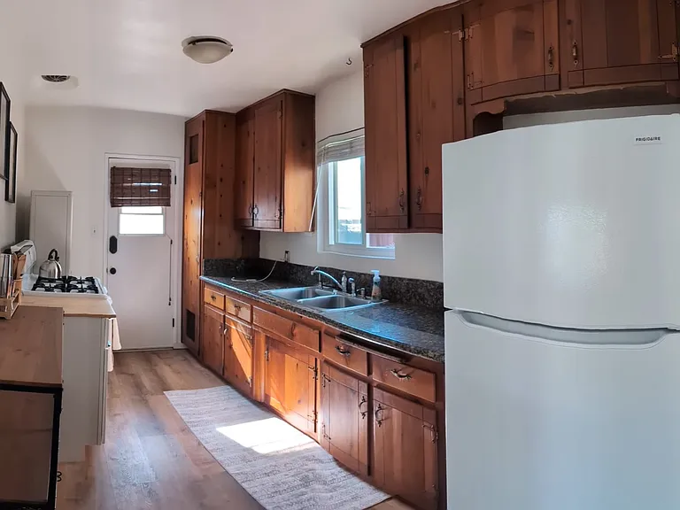 4813 Mansfield St — Photo 7