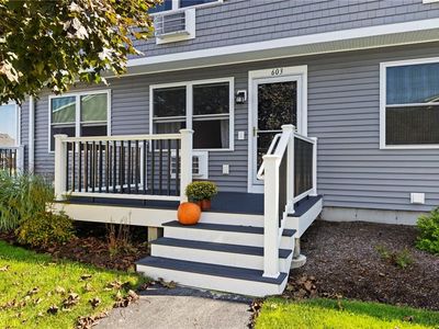 200 Post Rd APT 603, Warwick, RI, 02888