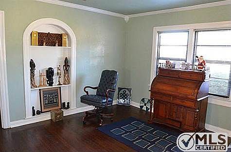 2nd image of 3311 Burlingdell Ave