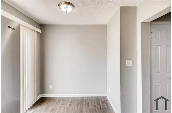 650 Harrpark Ct photo 1