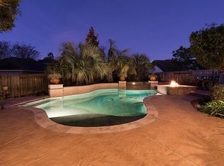 28330 Lauren Cove Ln, Spring, TX 77386