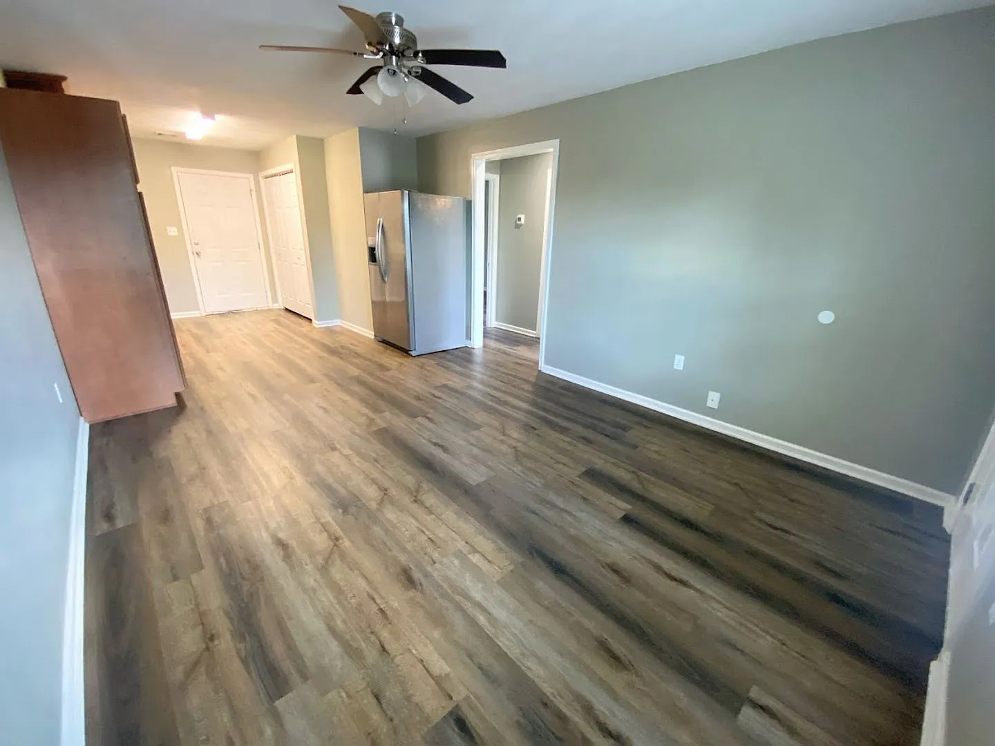 899 Hampton Lane — Photo 4