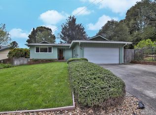 454 Hillview Dr, Felton, CA 95018