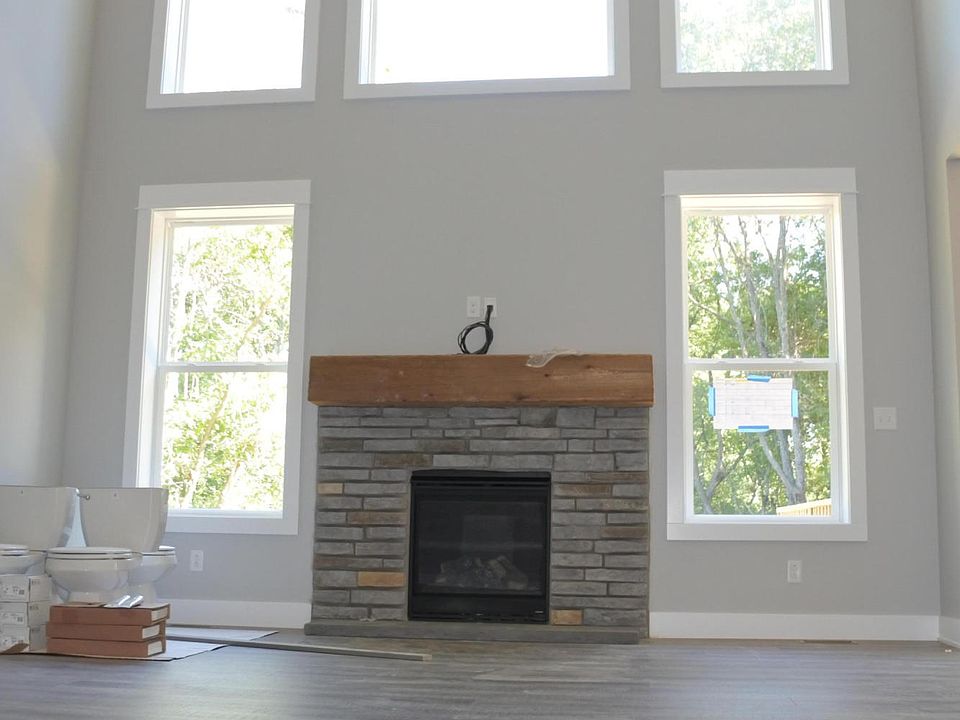 2nd image of 8939 N Wolven Ridge Ct