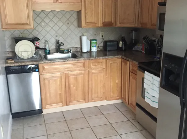 156 Van Anden St, Auburn, NY 13021
