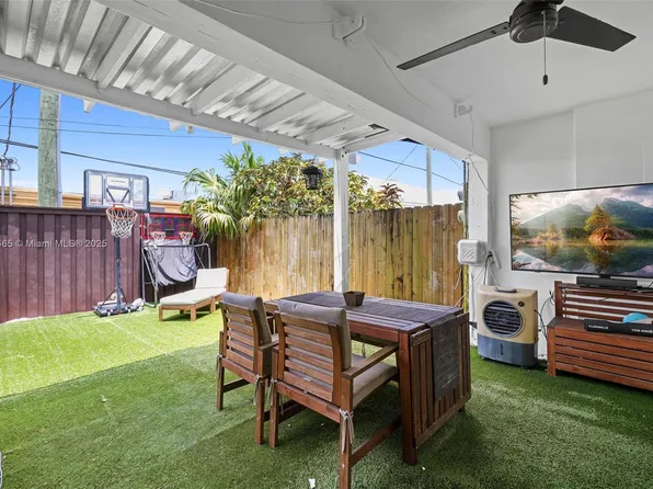 2245 NE 122nd St #2245, North Miami, FL 33181