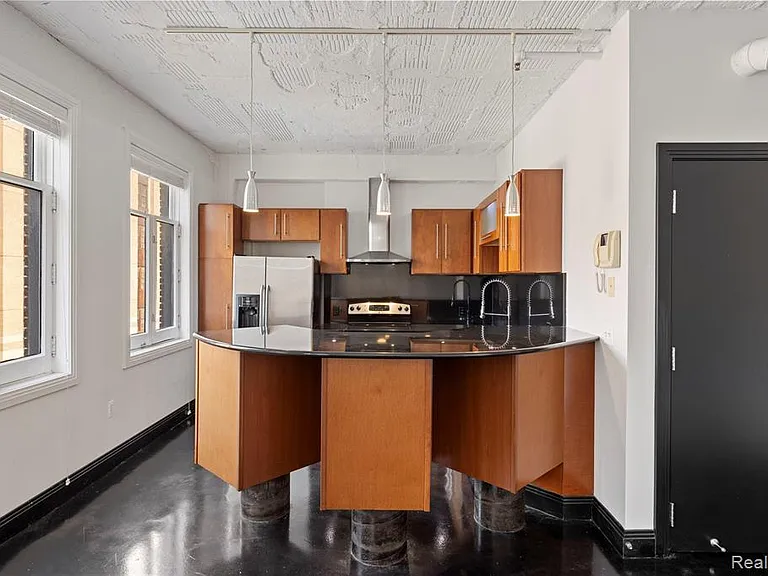 2233 Park Ave #5B — Photo 10